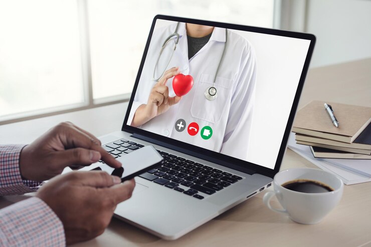 چگونه با پزشک آنلاین مشاوره بگیریم؟